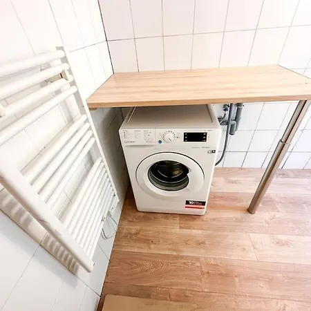 Apartment Colorful Vegetal Tiny House Paris Ivry-sur-Seine